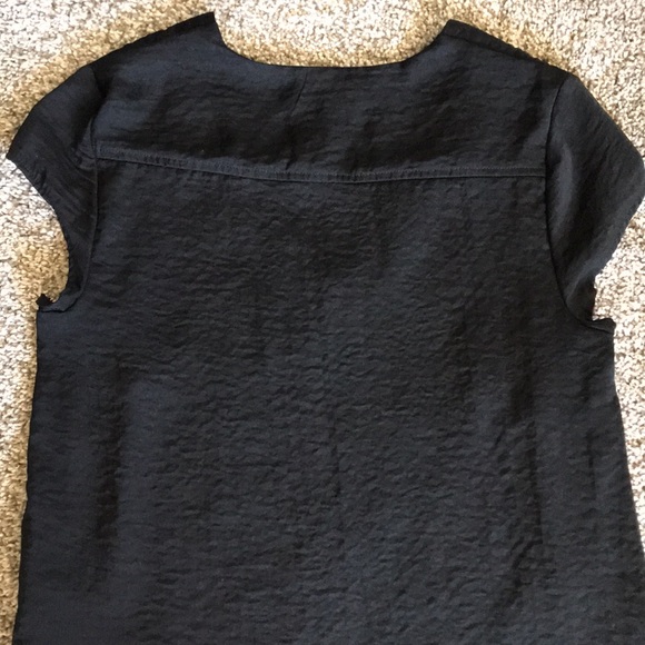 •H&M• V-Neck Blouse - Picture 5 of 8